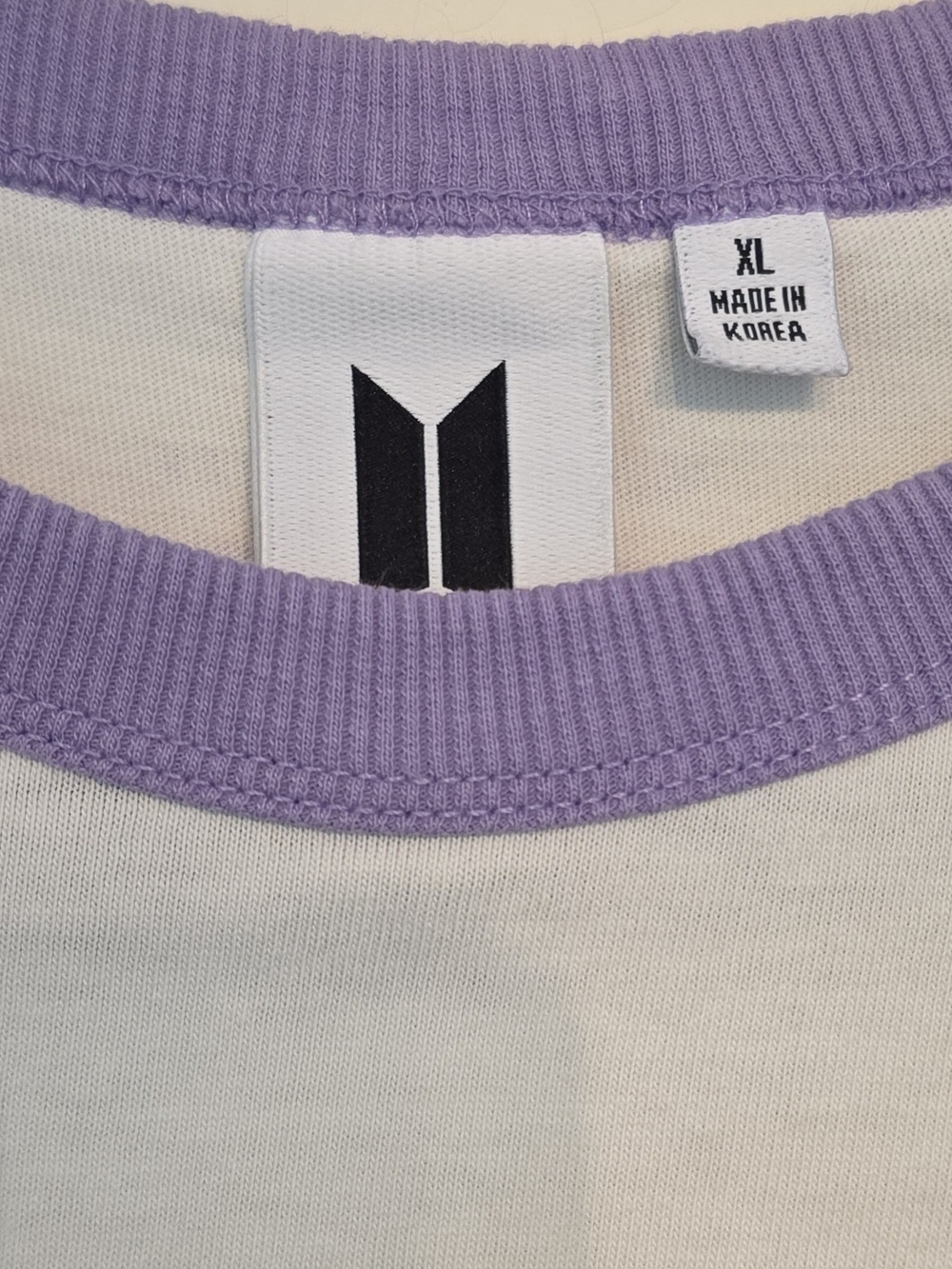 BTS SOWOOZOO 2021 Lavender-Accent Short Sleeve Tee - Picture 3 of 6